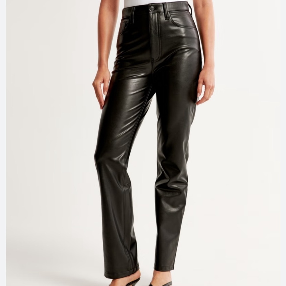 Abercrombie & Fitch Vegan Leather 90s Straight Ultra High Rise Pants NEVERWORN